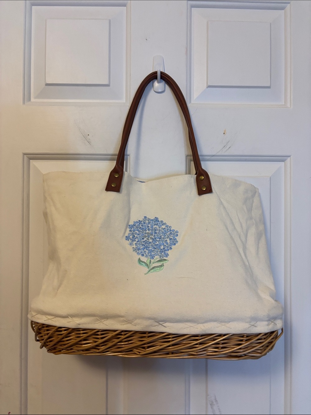 Canvas and Wicker Hydrangea Tote with Brown Handles